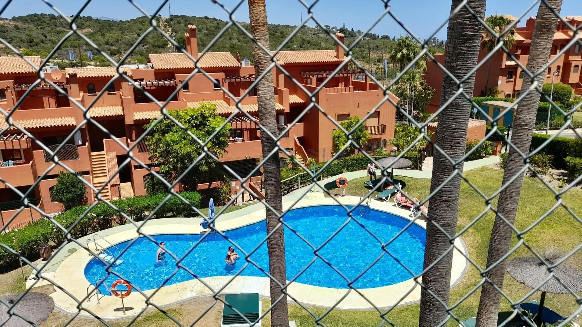 アパートホテル Costa Galera Apartamento Con Piscinas Jardin Y Un Bano Cercano A La Playa エステポナ